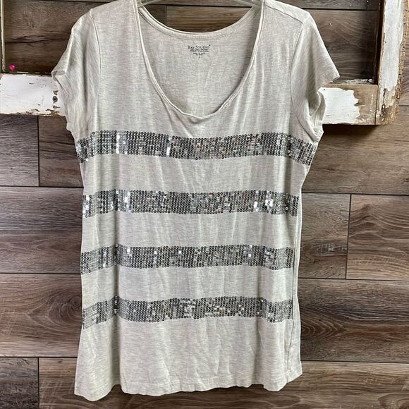 BAY STUDIOS Ladies Sequined Striped Scoop Neck Short Sleeve Top Size Large - Picture 1 of 5